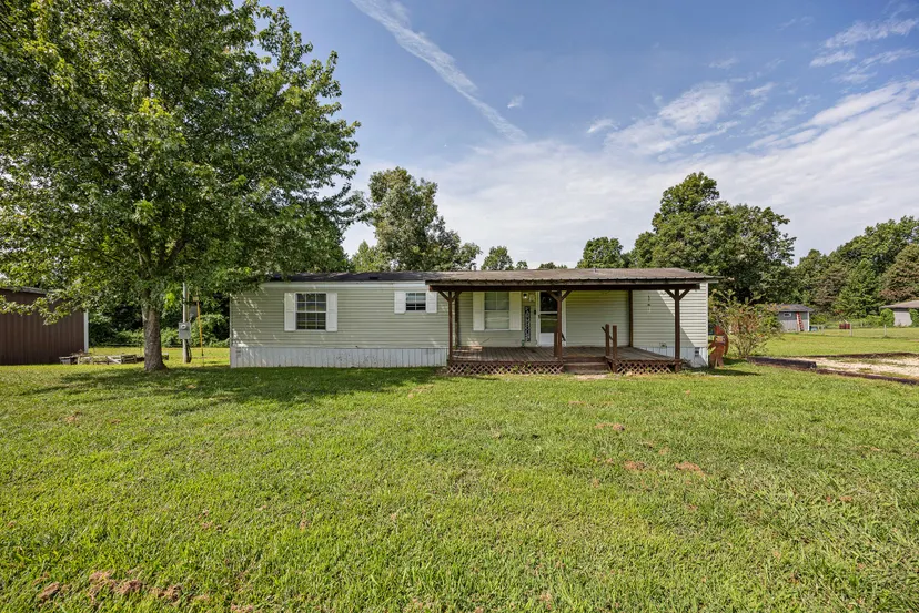 1135 Strong Branch Rd Road, Liberty, KY 42539 — primary photo