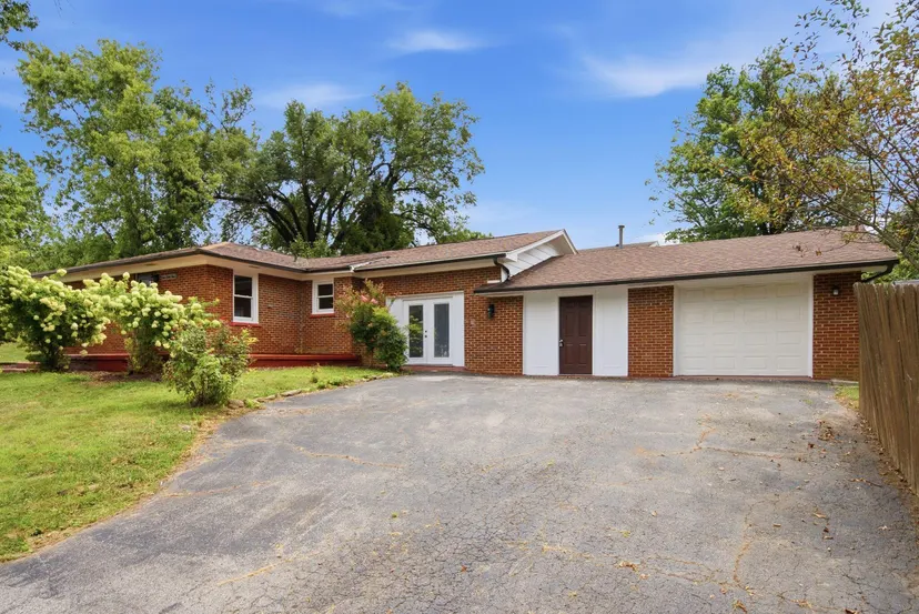 169 Newcastle Street, Lexington, KY 40504 — primary photo