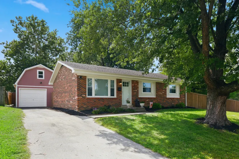 2702 Stetson Lane, Lexington, KY 40517 — primary photo