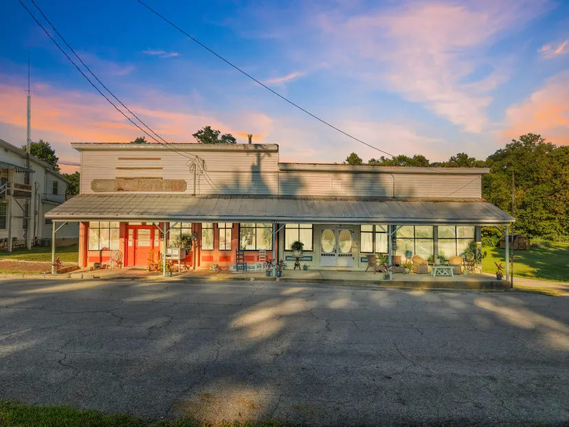 391 Main Street, Salvisa, KY 40372 — primary photo