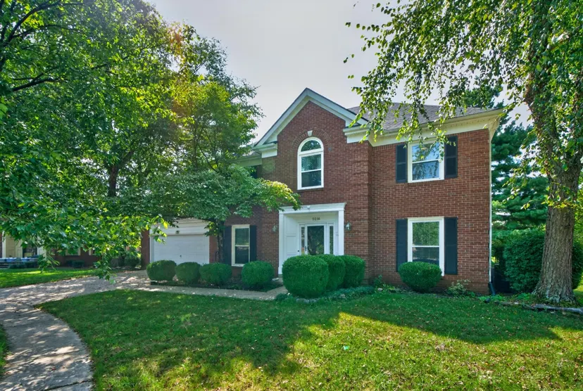 2216 Cascade Way, Lexington, KY 40515 — primary photo