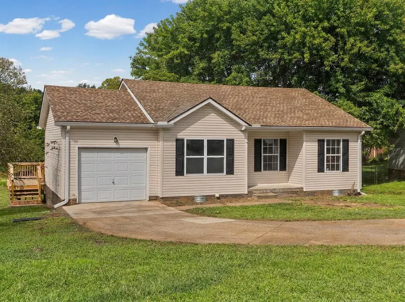 318 Ashley Street, Oak Grove, KY 42262 — primary photo