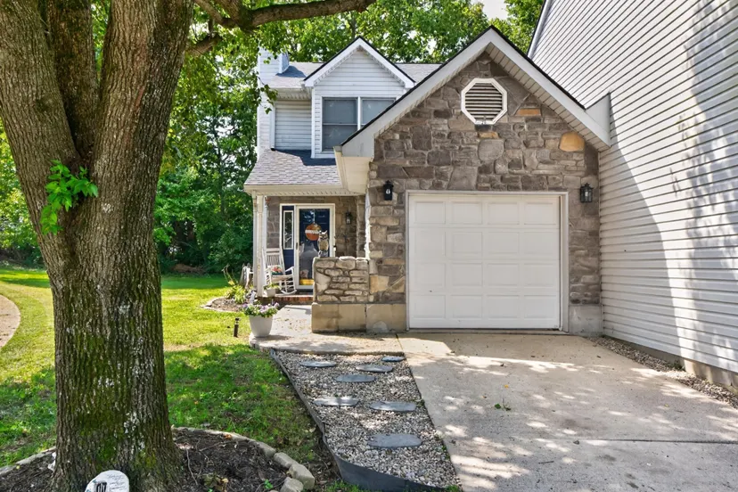 101 Park Place Court, Paris, KY 40361 — primary photo