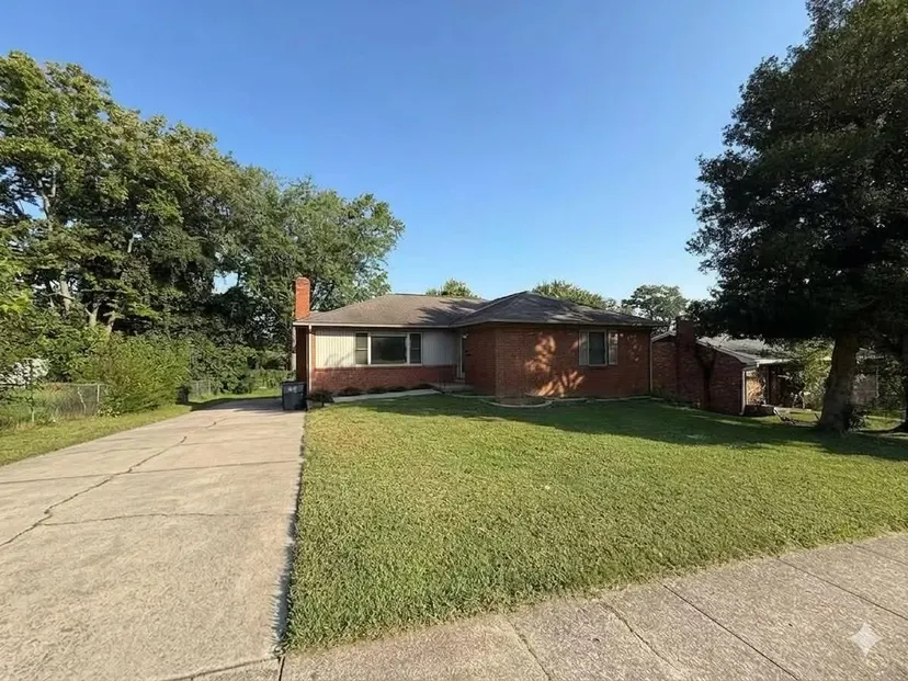 3597 Appian Way, Lexington, KY 40517 — primary photo