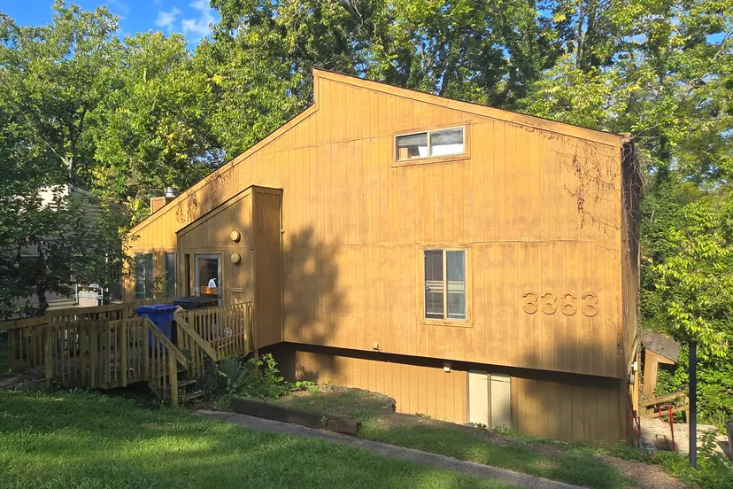 3363 Sutherland Drive, Lexington, KY 40517 — primary photo