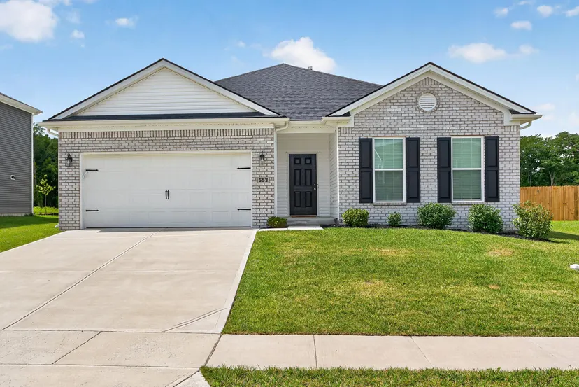 553 Abingdon Avenue, Versailles, KY 40383 — primary photo