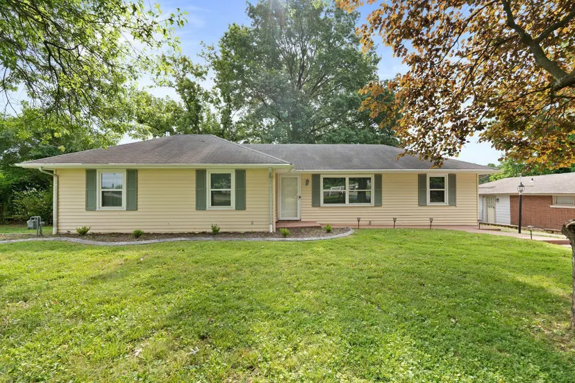 573 Cane Run Road, Lexington, KY 40505 — primary photo