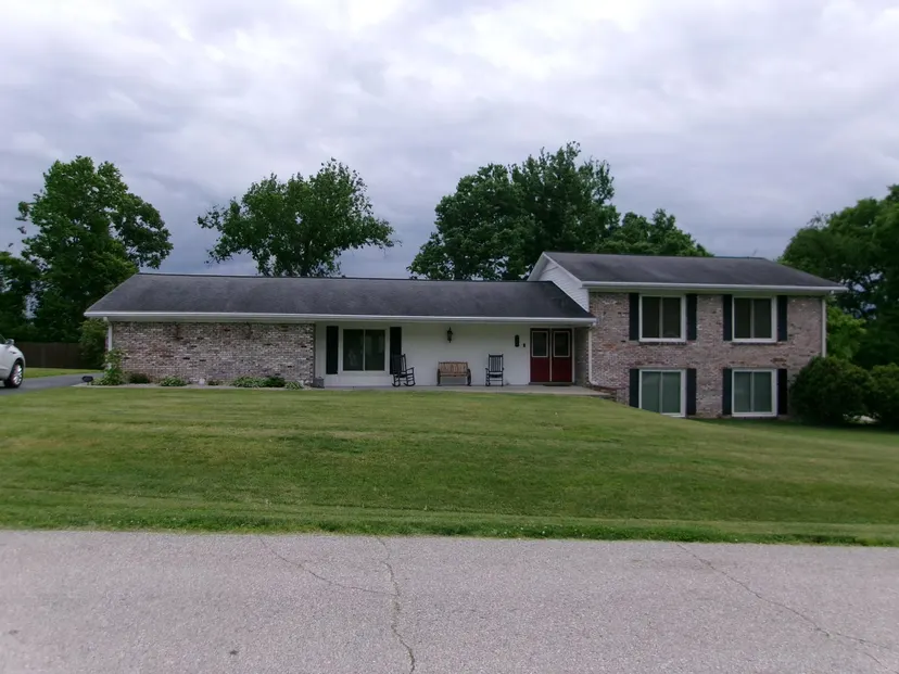 47 Timberlawn Circle, Frankfort, KY 40601 — primary photo